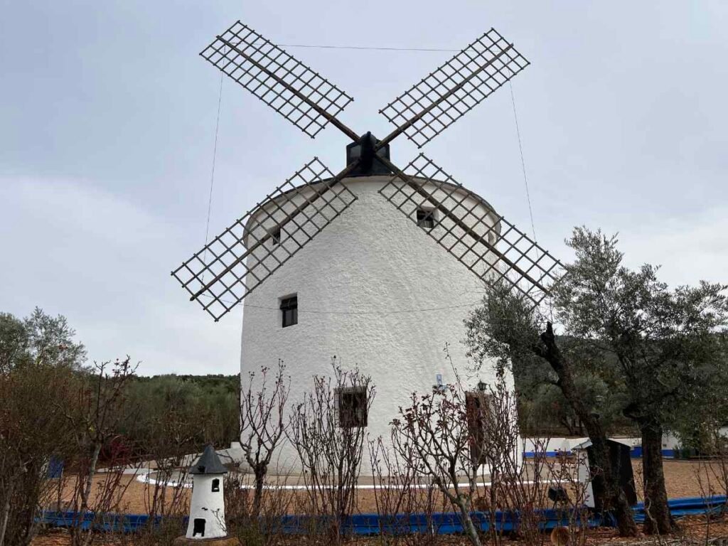 Molino de viento de Puerto Lápice